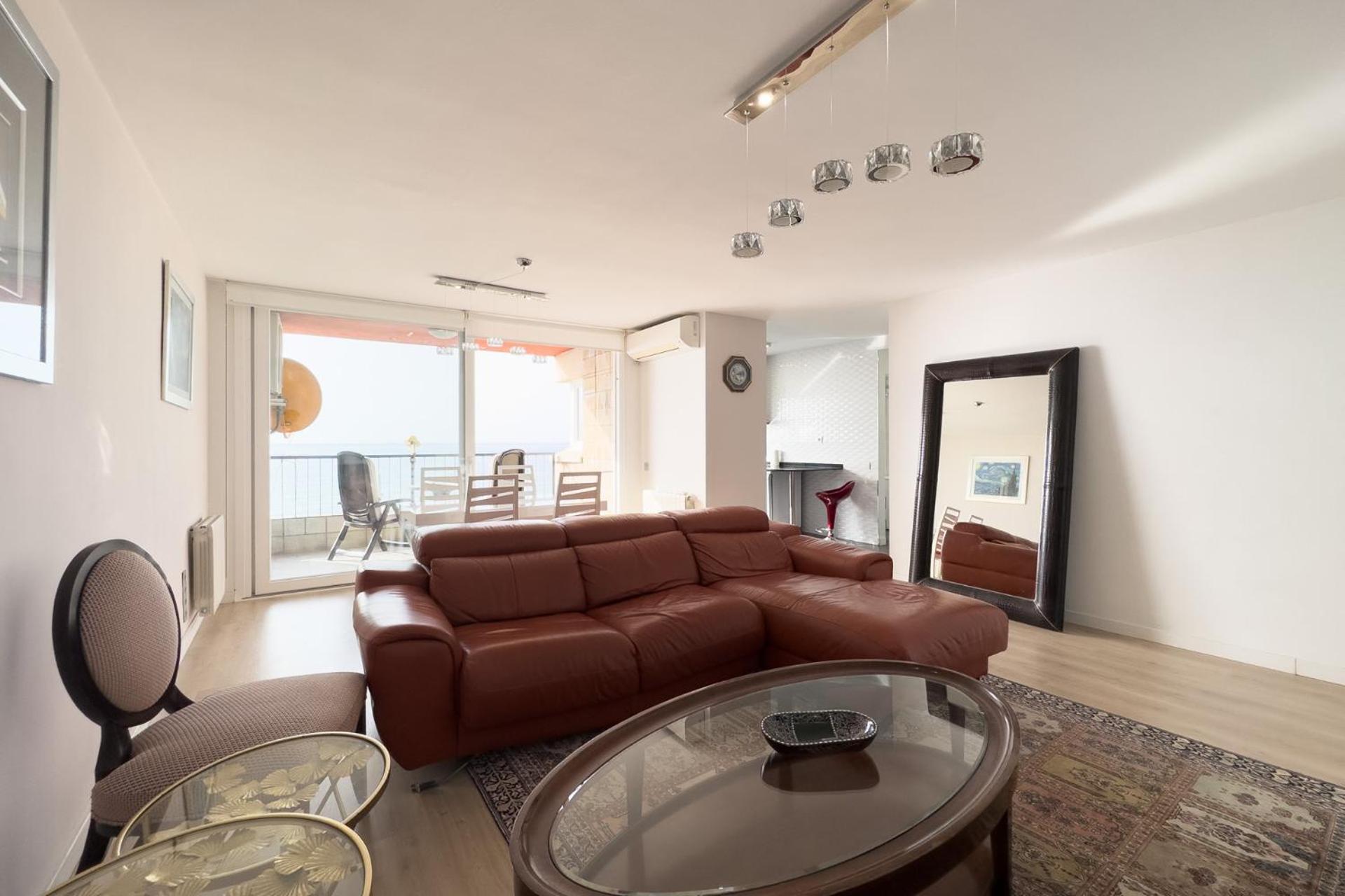 Impresionante Apartamento Delante Del Mar Vilassar De Mar Eksteriør bilde